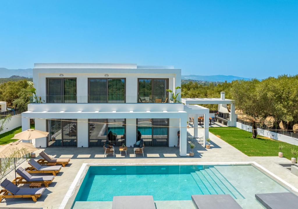 Πισίνα στο ή κοντά στο Christian Luxury Villa