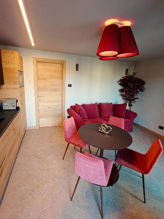 Le Reve Charmant Apartments - Via De L ostan, 18 - 10