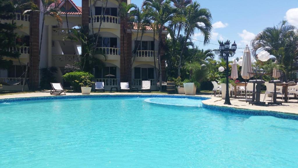 Bazén v ubytování Hotel Voramar nebo v jeho okolí