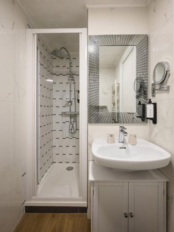 Hotel des Congrès et Festivals - Resim 3