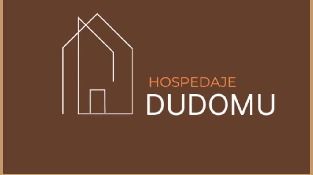 un logotipo para la casa de Dudhov en Hospedaje DUDOMU, en Buenos Aires