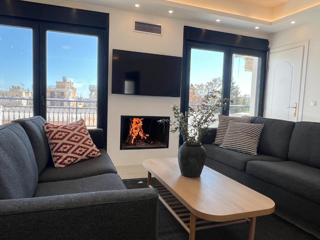 Posezení v ubytování Maisonette with Stunning Terrace & Private Garage - By Solstad