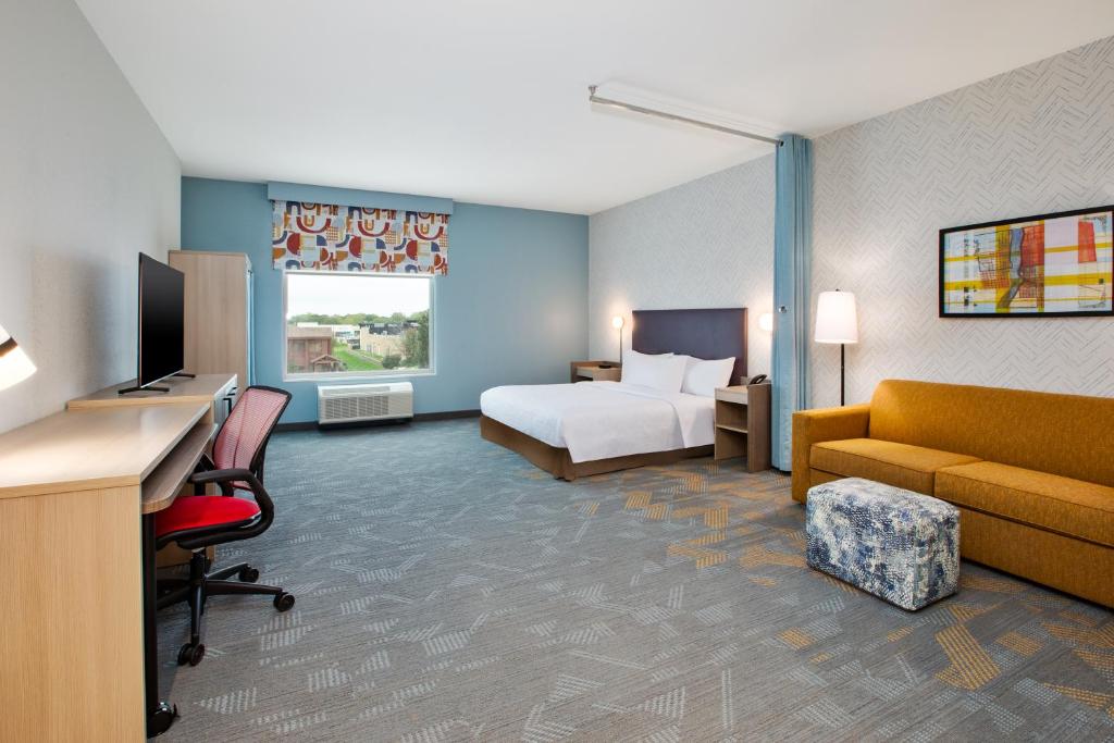 Home2 Suites By Hilton Grand Rapids Northeast photo