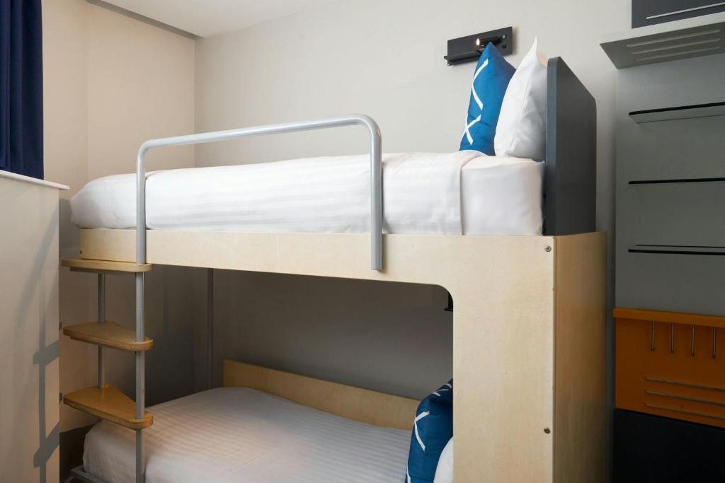 Four Points Flex by Sheraton Cardiff - Resim 11