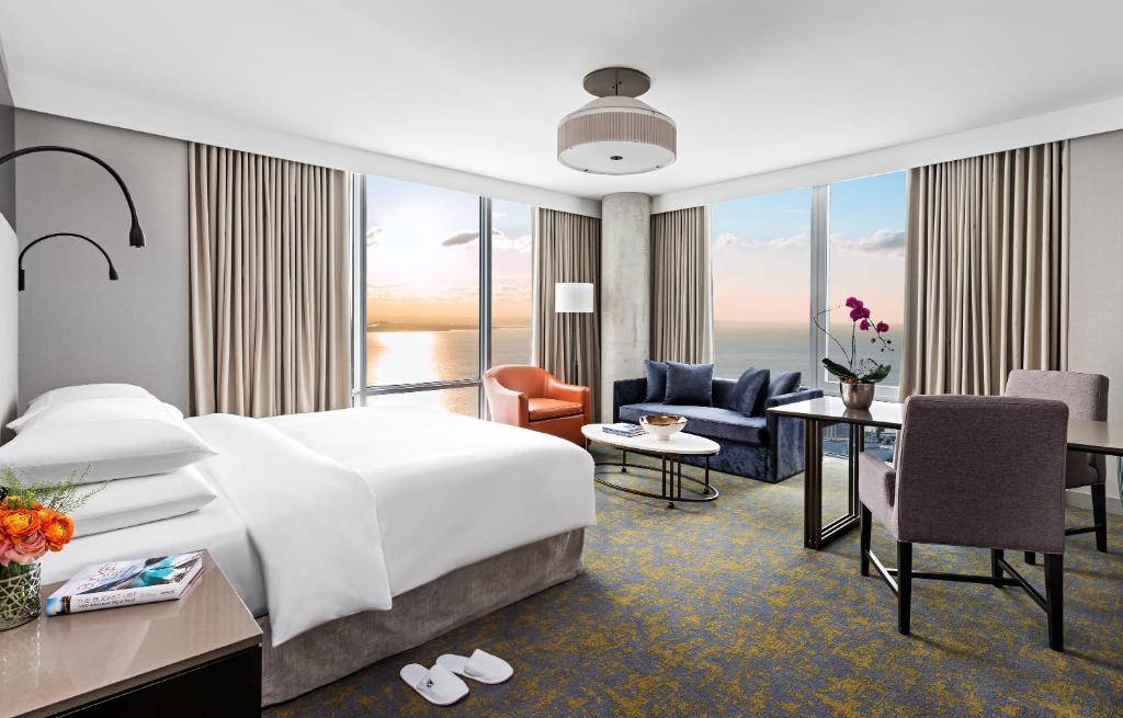 Hotel X Toronto, a Destination by Hyatt Hotel - Camera King D'angolo