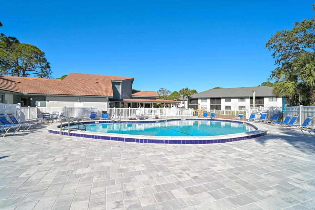 Swimmingpoolen hos eller tæt på Nautical Nest