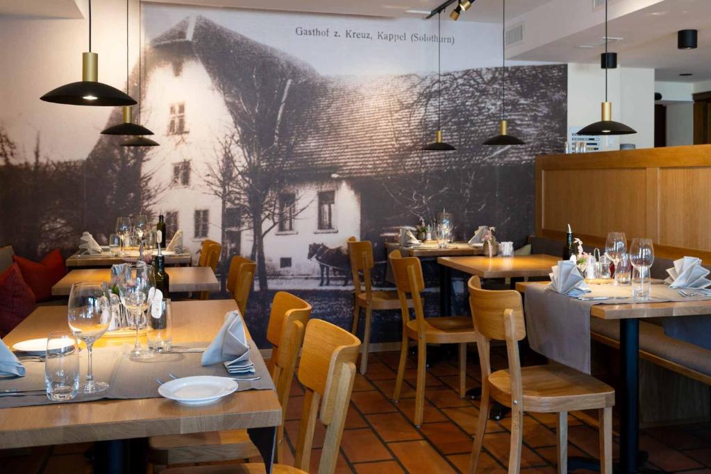 Restaurace v ubytování Landgasthof Kreuz - Der Zwischenstopp mit Herz auf dem Weg in den Süden