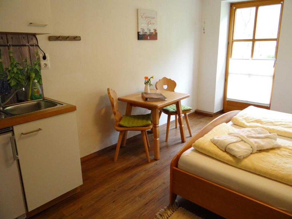 Postel nebo postele na pokoji v ubytování Haus Binderschuster