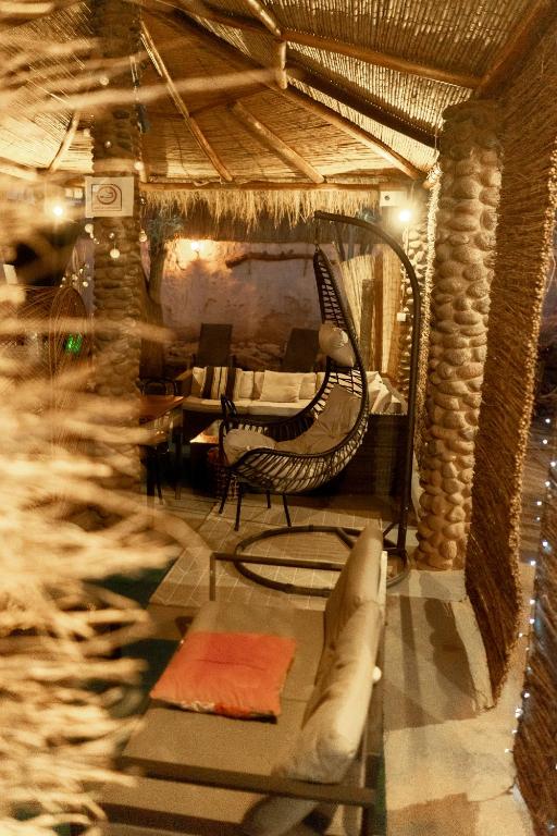 Posezení v ubytování Hostal Katarpe