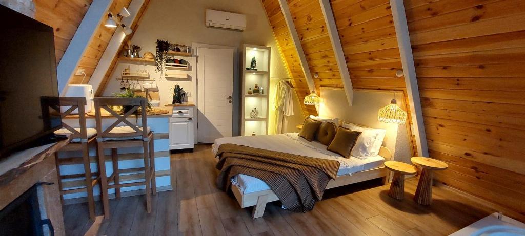 Postel nebo postele na pokoji v ubytování VADİ BUNGALOV SAPANCA