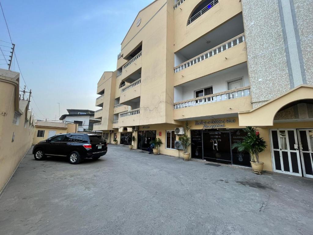 Budova, kde se hotel nachází
