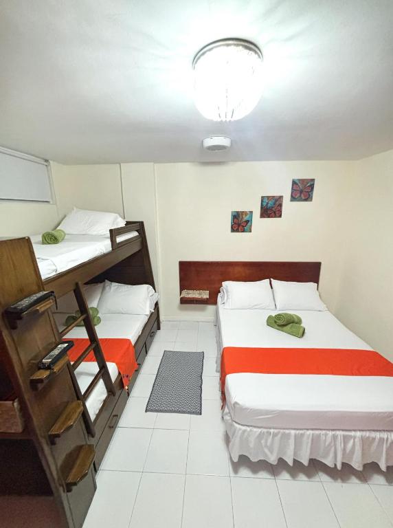 Postel nebo postele na pokoji v ubytování Apartment Angeluz
