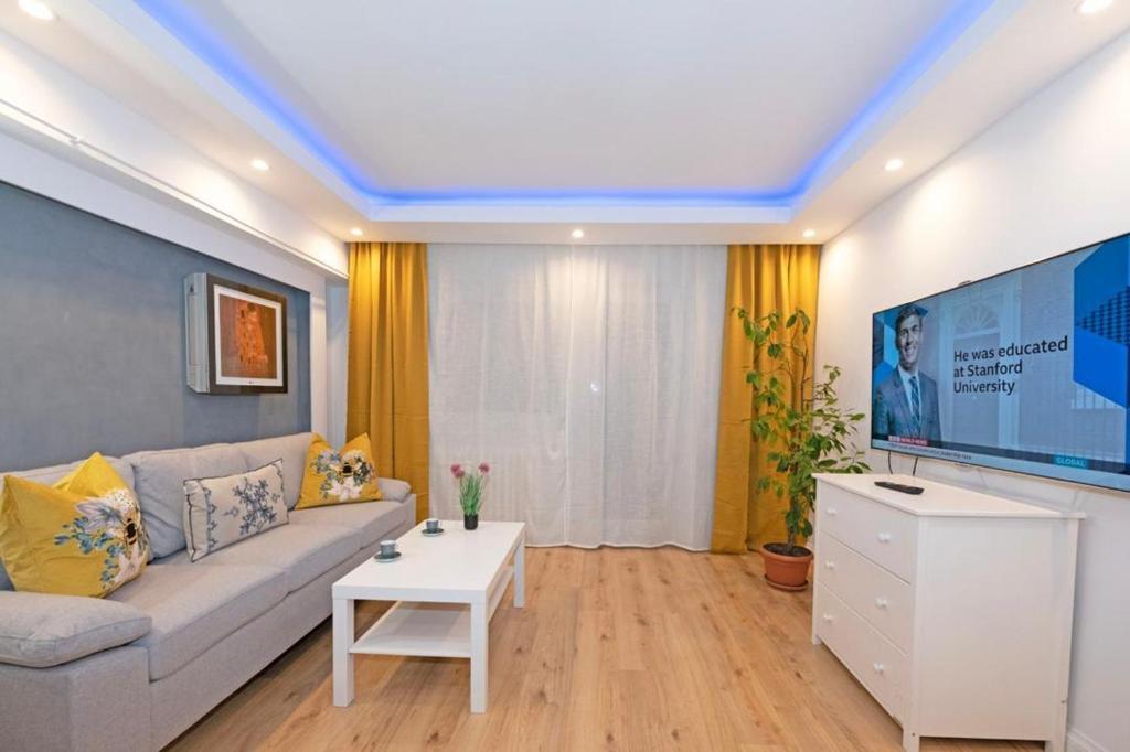 Craiova's City Centre Penthouse - Penthouse