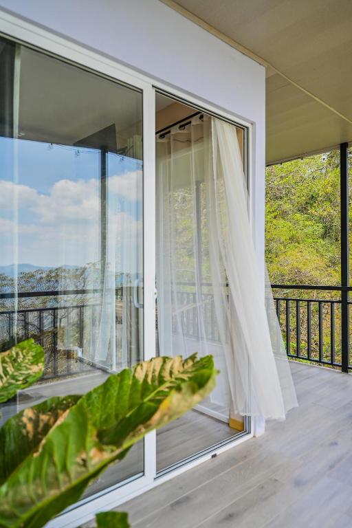 Balkón nebo terasa v ubytování Nosara Hideaway 1 - Mountain View Cabins