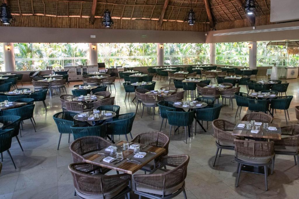 Restaurace v ubytování Family Selection at Grand Palladium Vallarta Resort & Spa - All Inclusive