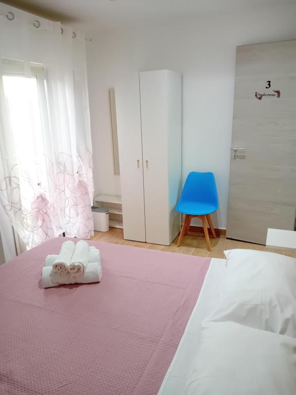 Postel nebo postele na pokoji v ubytování B&B EmaNik