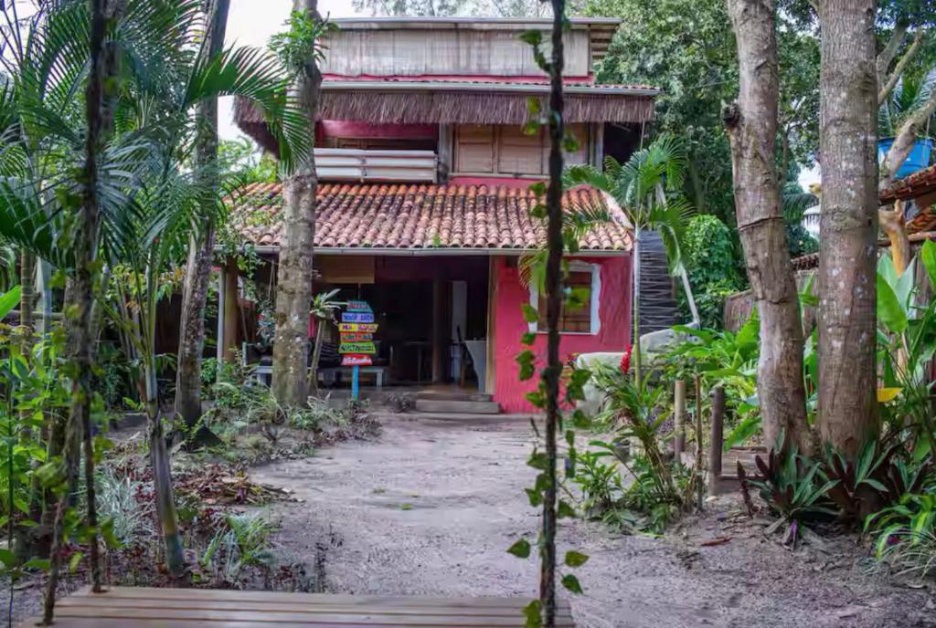 Κήπος έξω από το Casa da Cacá