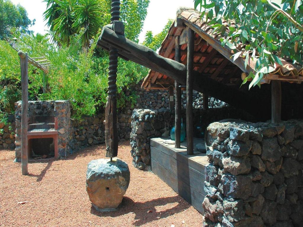 Vonkajšia záhrada v ubytovaní Finca in El Tanque with a terrace