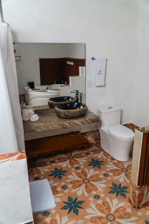 Koupelna v ubytování Hotel Hicasua y Centro de Convenciones