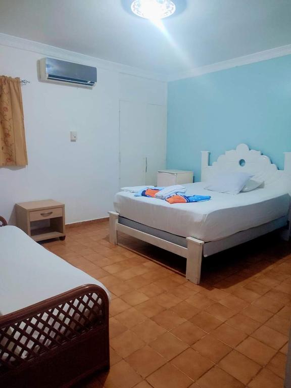 Hotel Kevin - Large Single Room