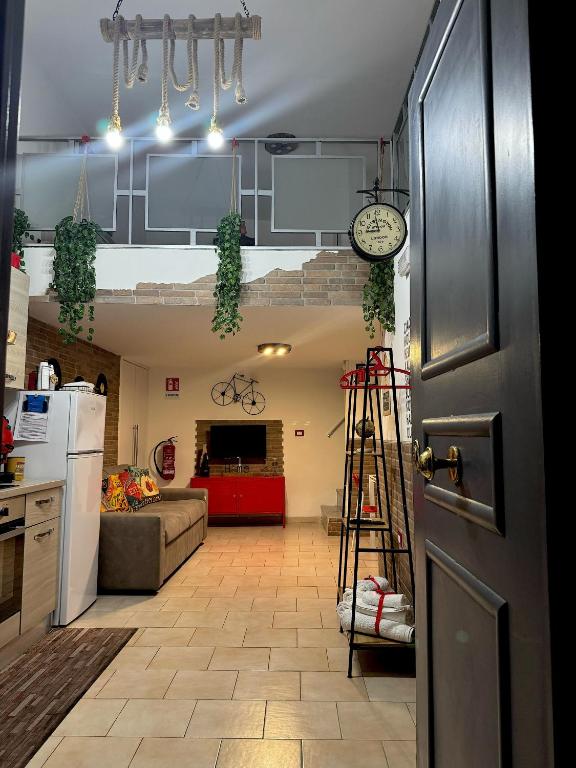 Frizzi & Lazzi House - Housity