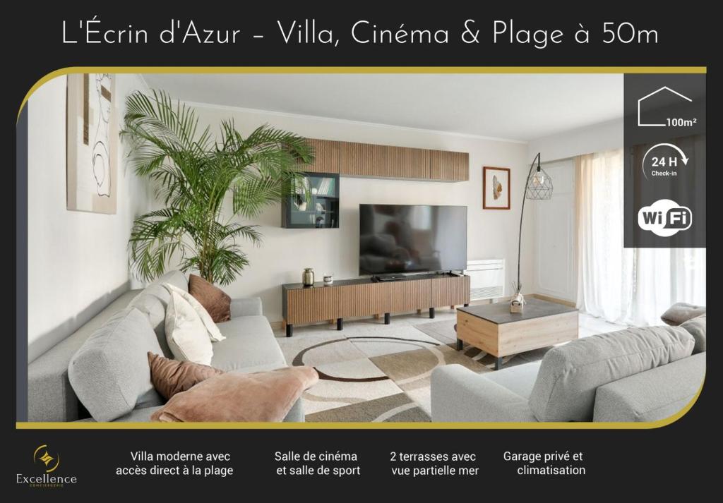 un salon avec un canapé et une télévision dans l'établissement L'Écrin d'Azur – Villa, Cinéma & Plage à 50m, à Cannes