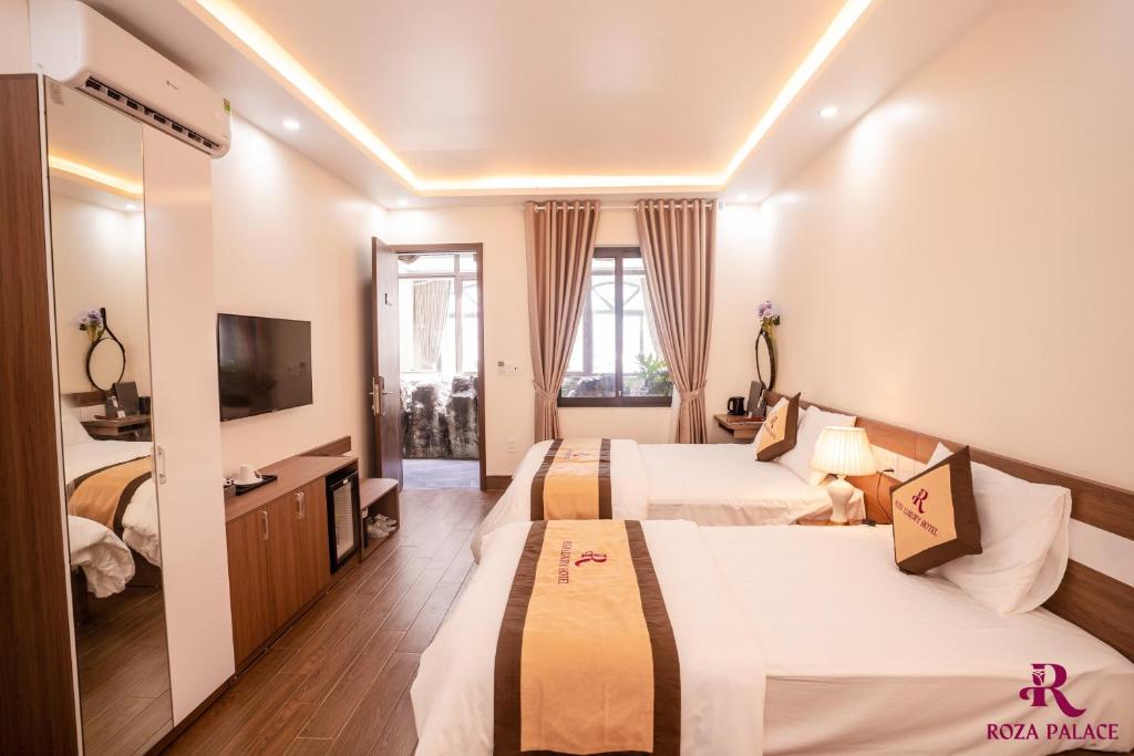 Roza Palace Cat Ba - Triple Room With Mountain View