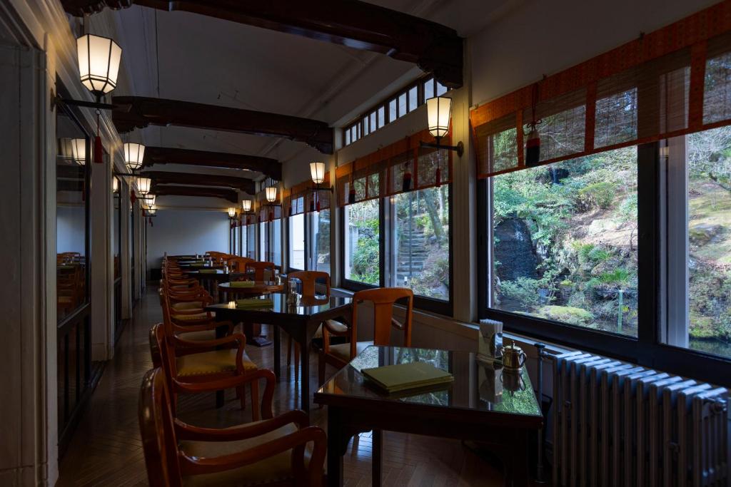Restaurace v ubytování Fujiya Hotel