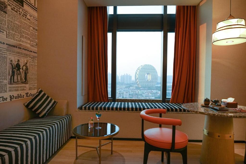 Posezení v ubytování Arthur Hotel Liwan COCO Park Guangzhou-24H Coffee&Low Tea & Free Shuttle Bus For Canton Fair By Paco Group