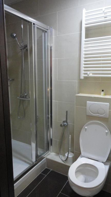 Hotel L'auberge Du Souverain - Resim 21