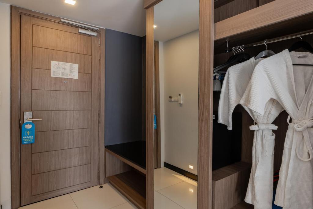 Citrus Patong Hotel by Compass Hospitality - Resim 32
