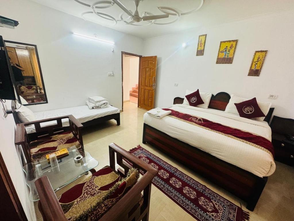 Voodi või voodid majutusasutuse The Ambience Resort, Nainital - A Hidden Gem Away From City Hustle toas