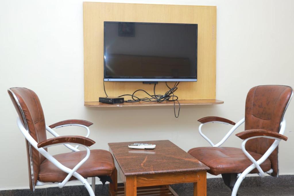 TV a/nebo společenská místnost v ubytování Hotel Way Inn Grand
