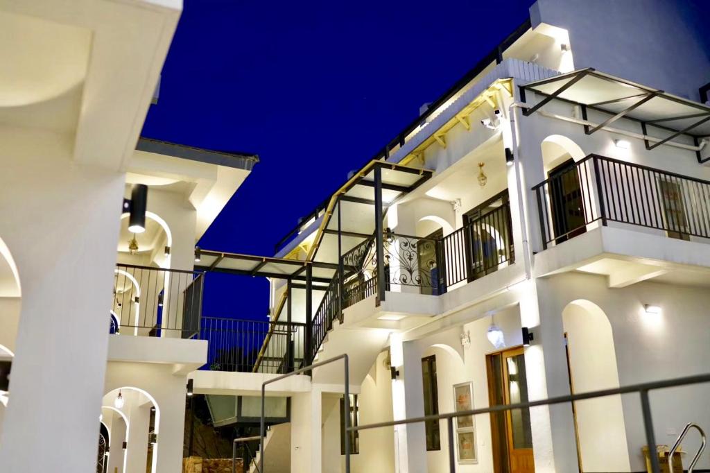 Clădirea în care este situat/ăhotelul
