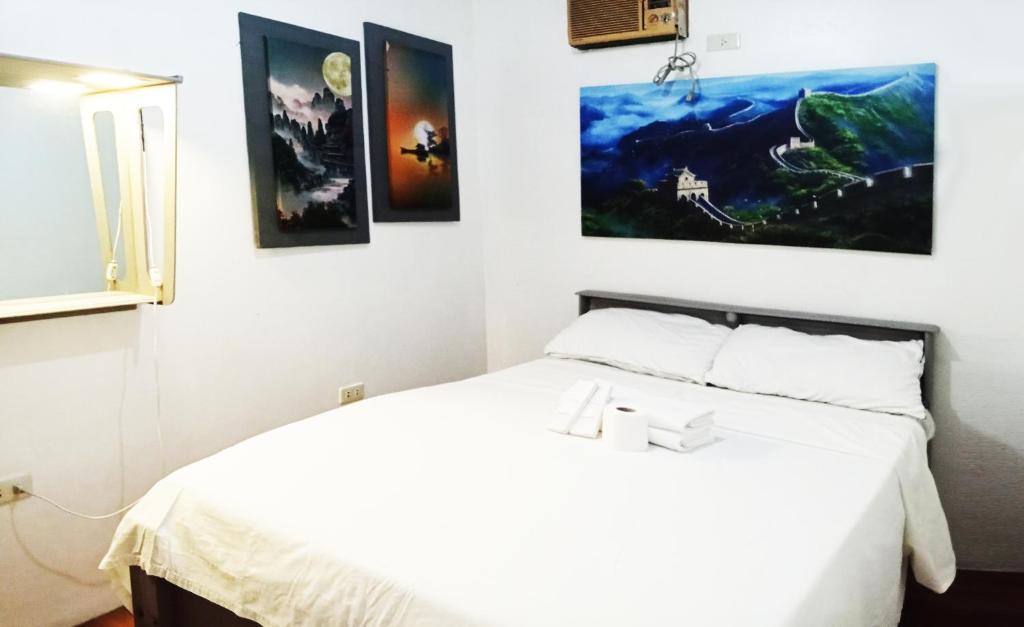 Postel nebo postele na pokoji v ubytování Leizel's Bed & Breakfast