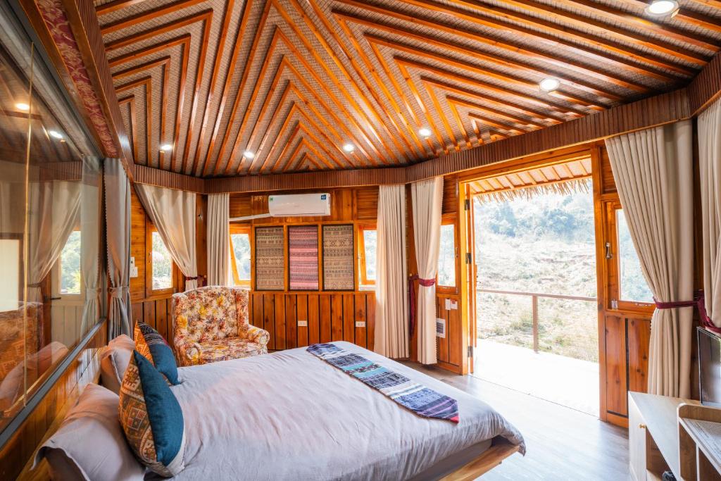 Sinai Bungalow & Hotel SaPa - 1