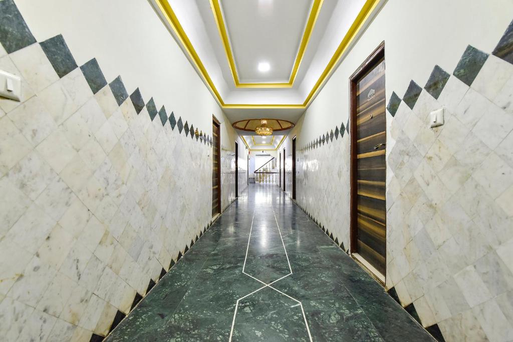 Fotografie z fotogalerie ubytování FabHotel Crystal Inn II - Paldi Char Rasta v destinaci Ahmadábád