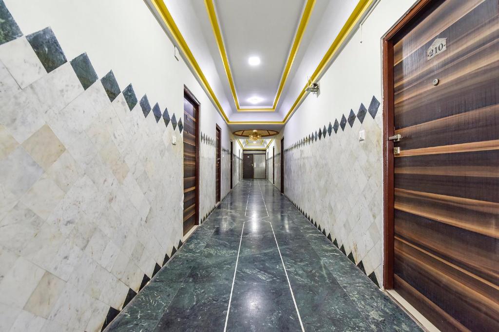 Fotografie z fotogalerie ubytování FabHotel Crystal Inn II - Paldi Char Rasta v destinaci Ahmadábád