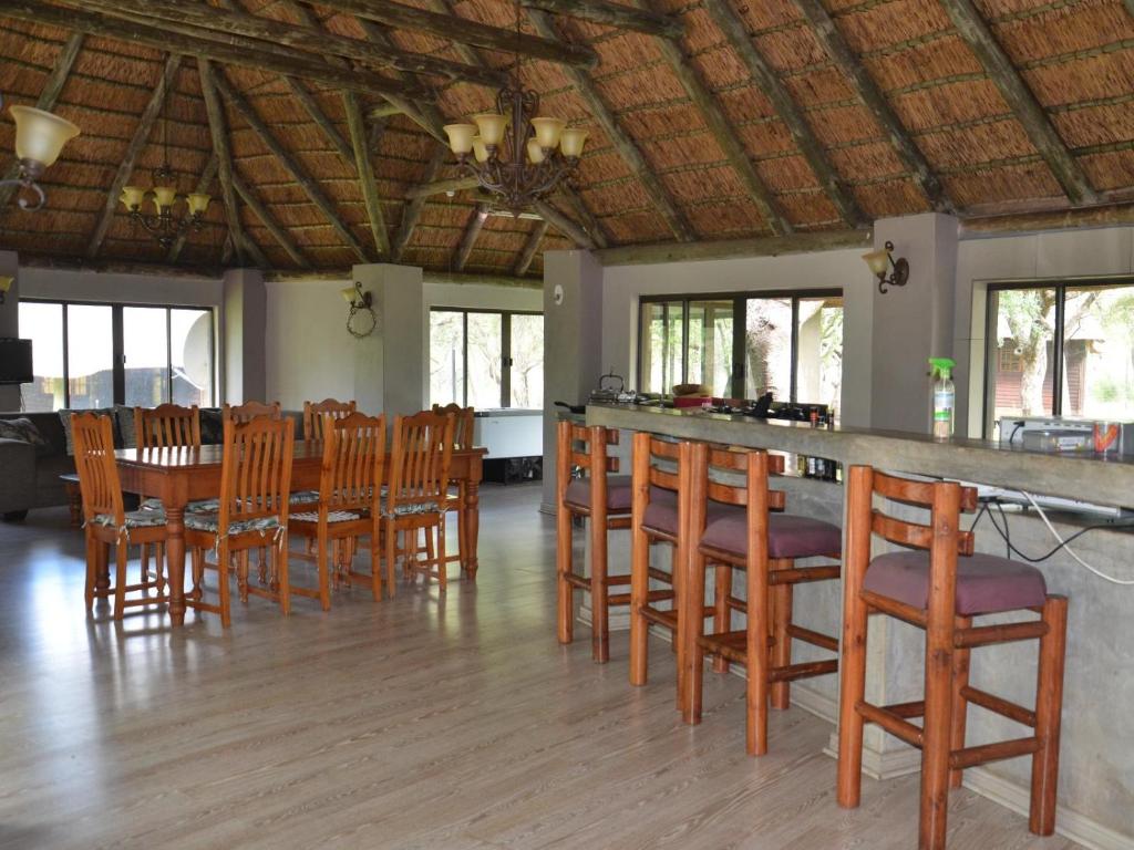 Restaurace v ubytování Simunye Private Game Reserve