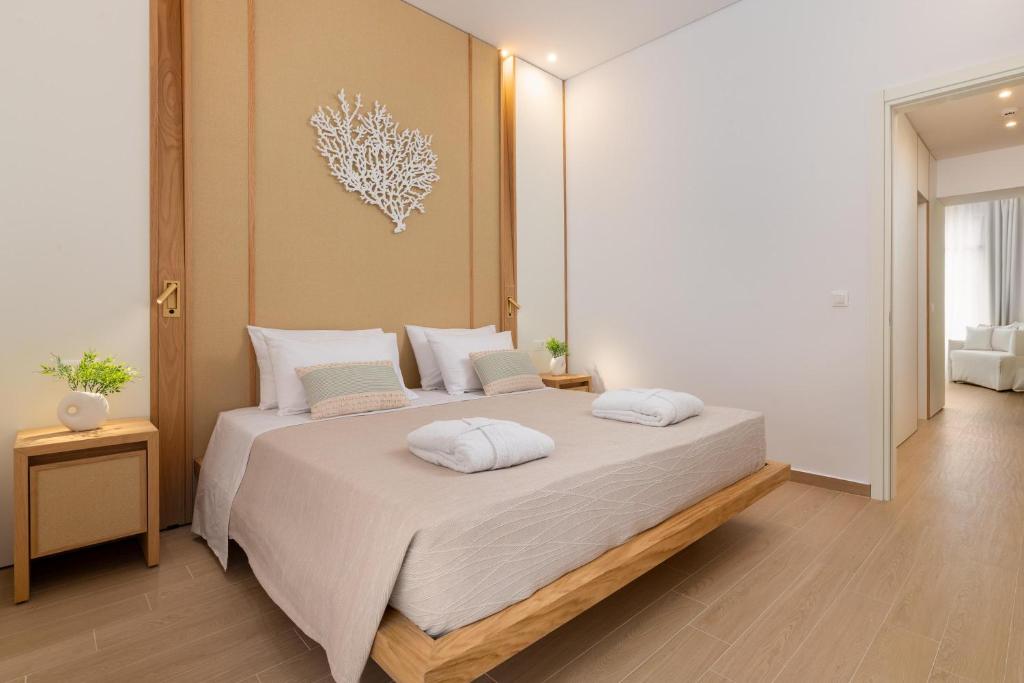 Postel nebo postele na pokoji v ubytování The 12th City Hotel