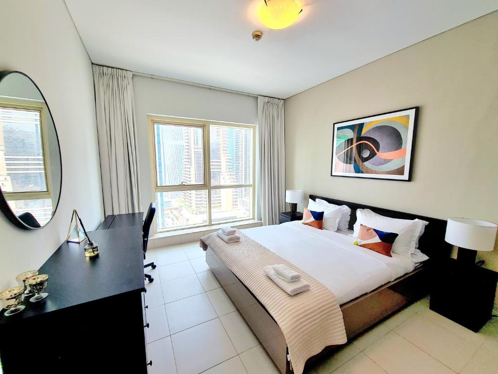Fotografie z fotogalerie ubytování SUNRISE HOMES - 2 BR with Panoramic Views next to JBR Beach v Dubaji