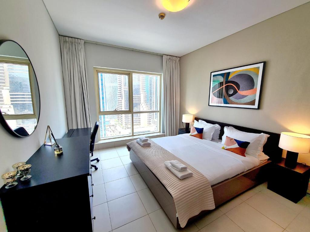 Fotografie z fotogalerie ubytování SUNRISE HOMES - 2 BR with Panoramic Views next to JBR Beach v Dubaji