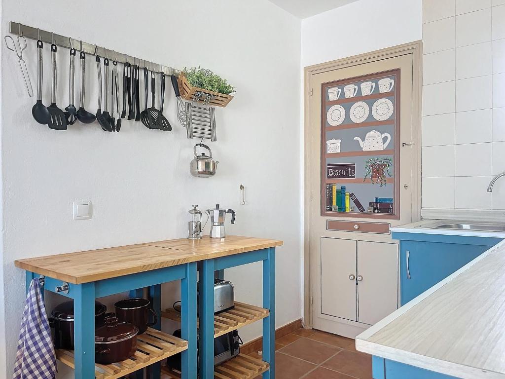 Kuchyň nebo kuchyňský kout v ubytování Apartamento 320 Castell Sol CB