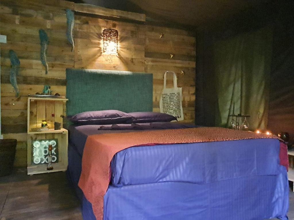 Postel nebo postele na pokoji v ubytování Canyon Girankitta Nature Resort