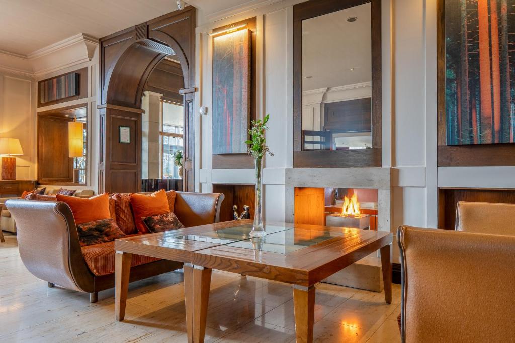 Posezení v ubytování The Brehon Hotel & Spa