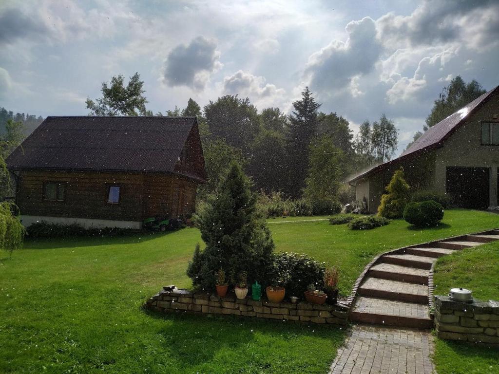 Κήπος έξω από το Domek Ciśniawa