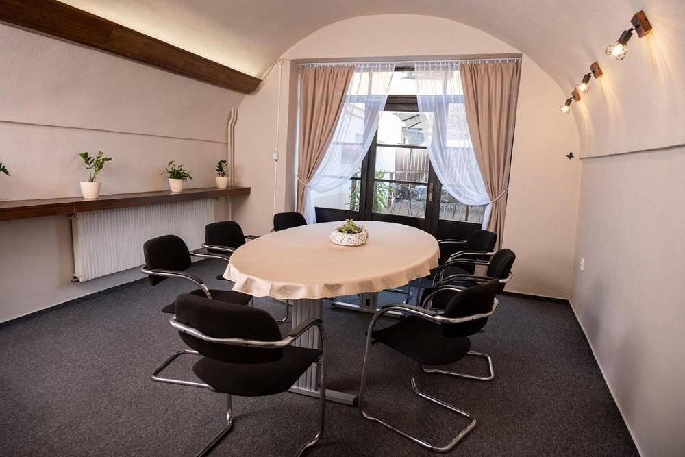 Posezení v ubytování Nobiles hotel Šternberk