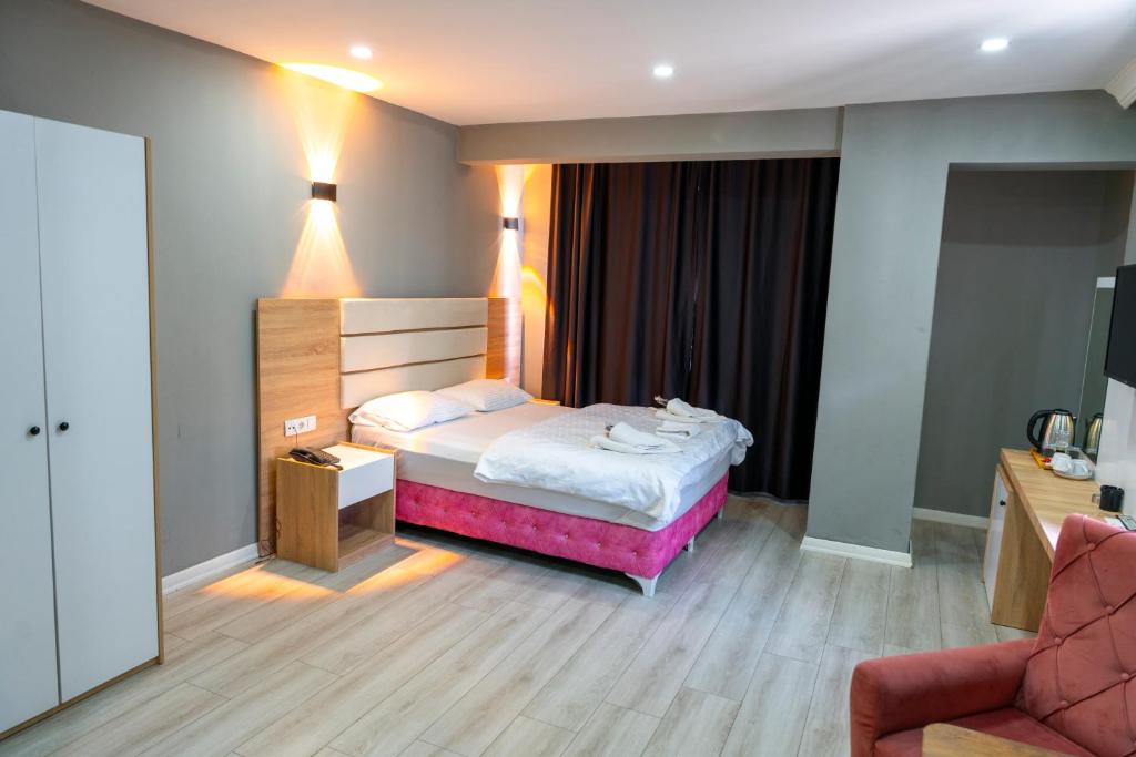 Rio's Hotel AİRPORT - Triple Room