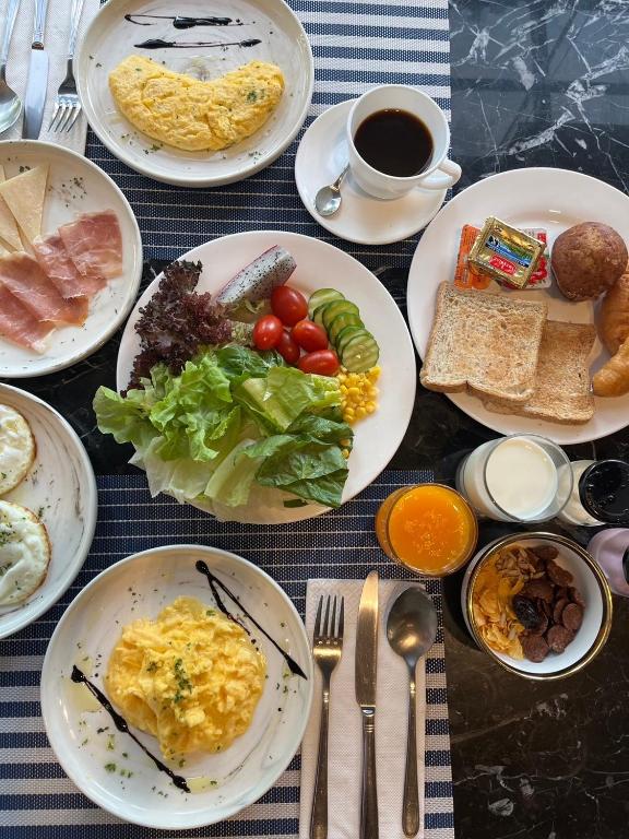 Ramada By Wyndham Bangkok Sukhumvit 87 - Resim 13