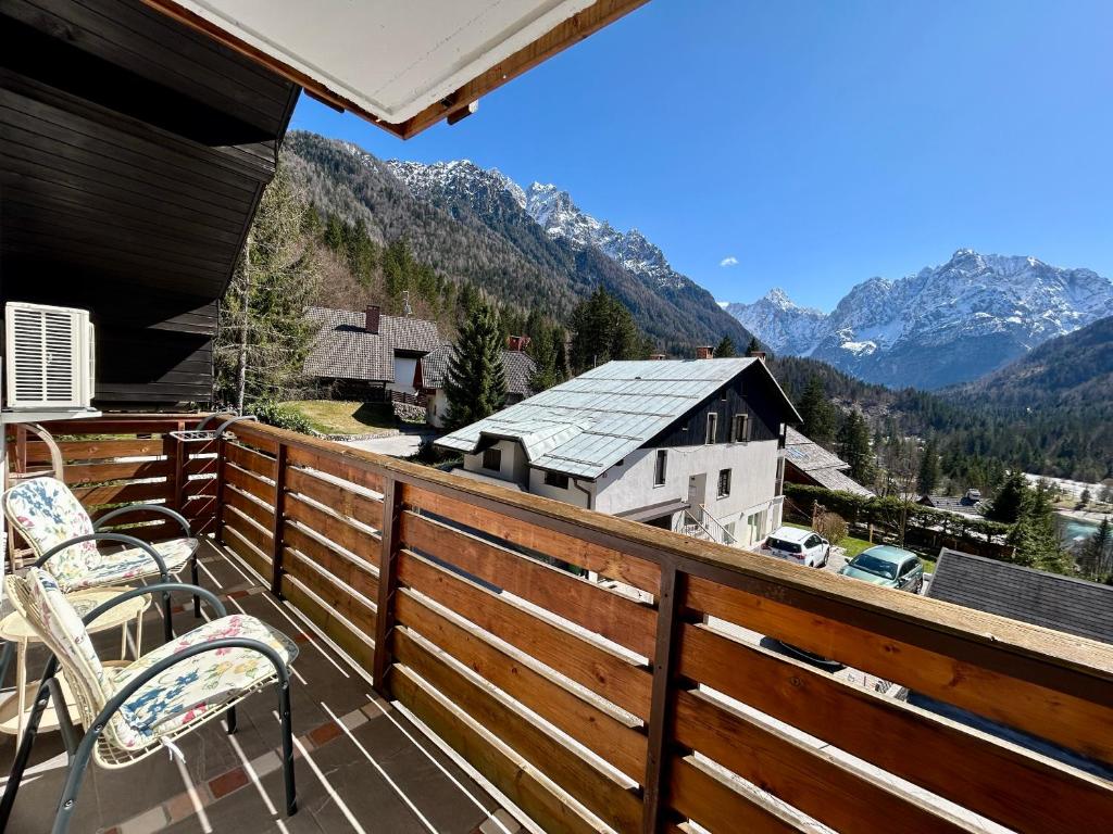 Nespecifikovaný výhled na hory nebo výhled na hory při pohledu z apartmánu